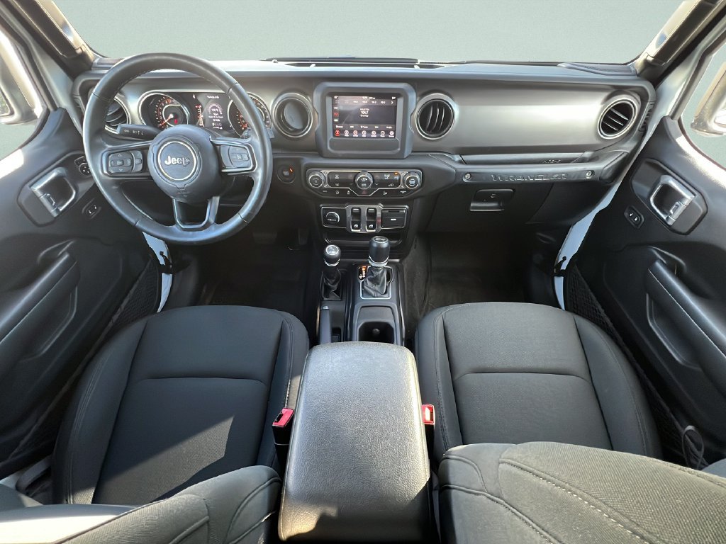Used 2021 Jeep Wrangler Sport AWD/4WD image 11