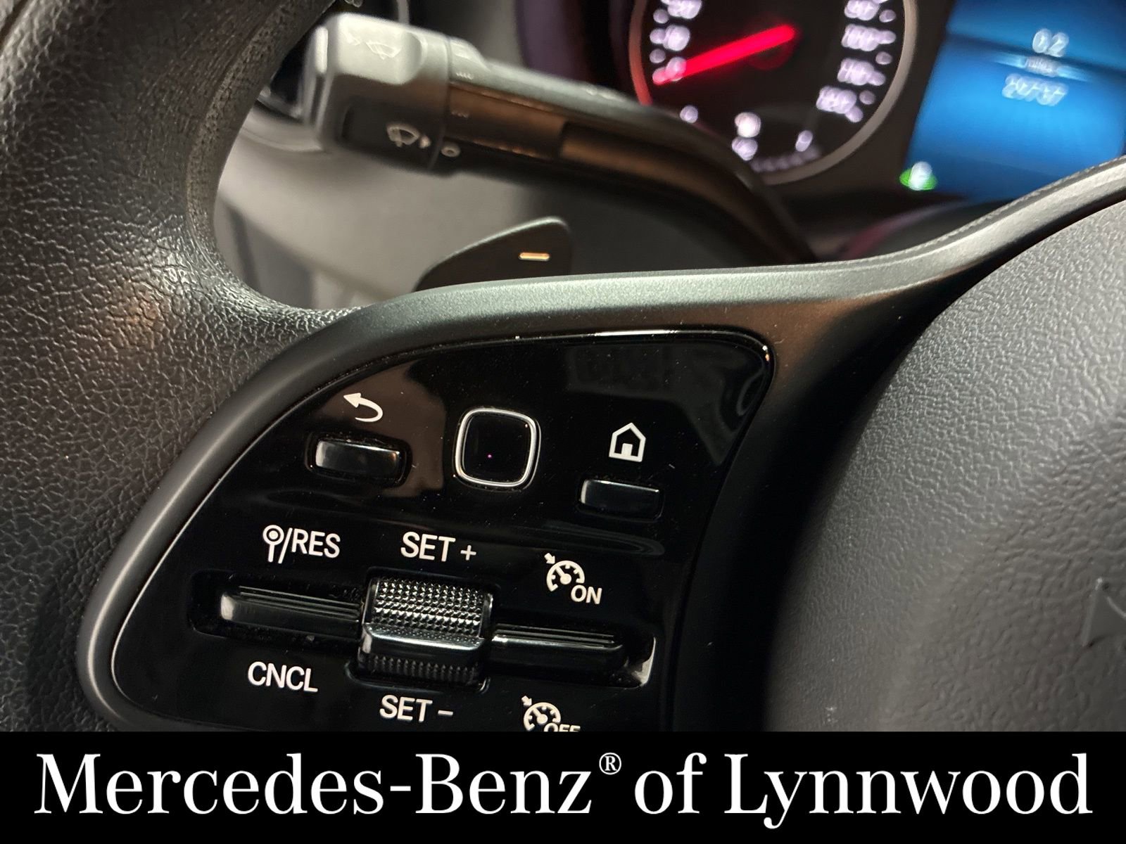 Used 2024 Mercedes-Benz Sprinter 2500 image 10