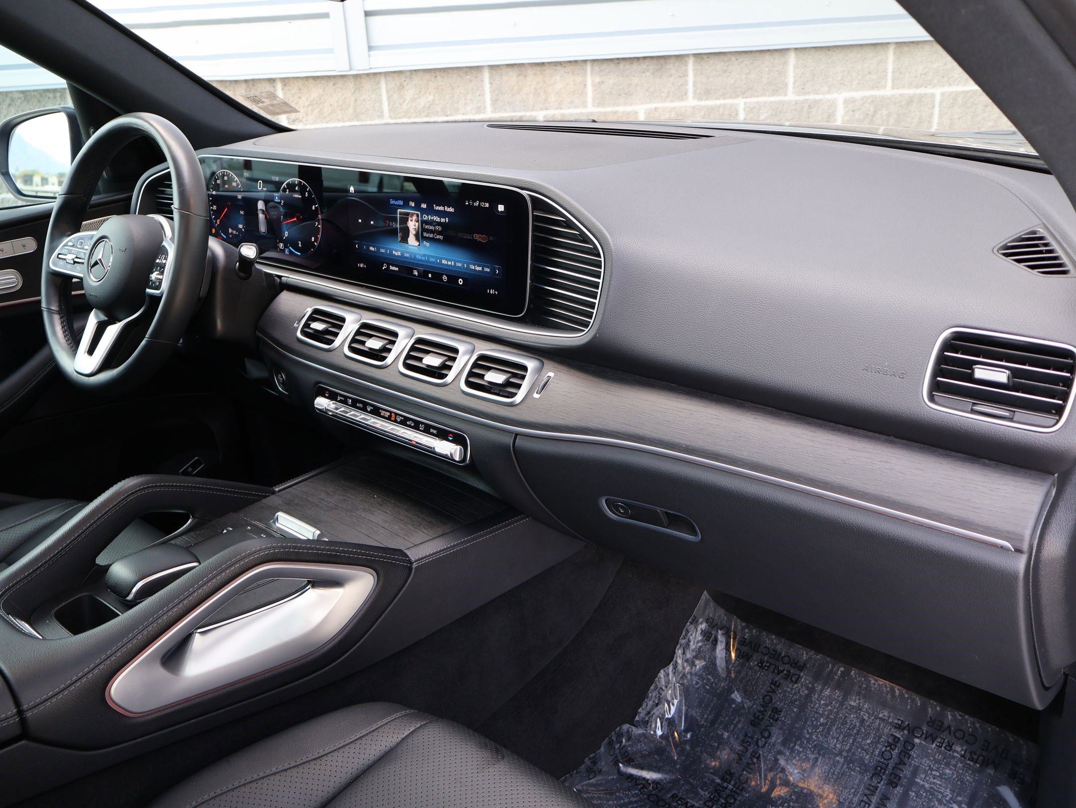 Used 2021 Mercedes-Benz GLE 350 4MATIC image 33