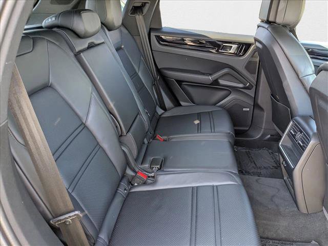 Used 2019 Porsche Cayenne image 22