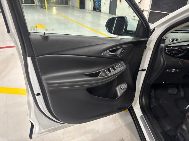 Used 2023 Buick Encore GX Select AWD/4WD image 15