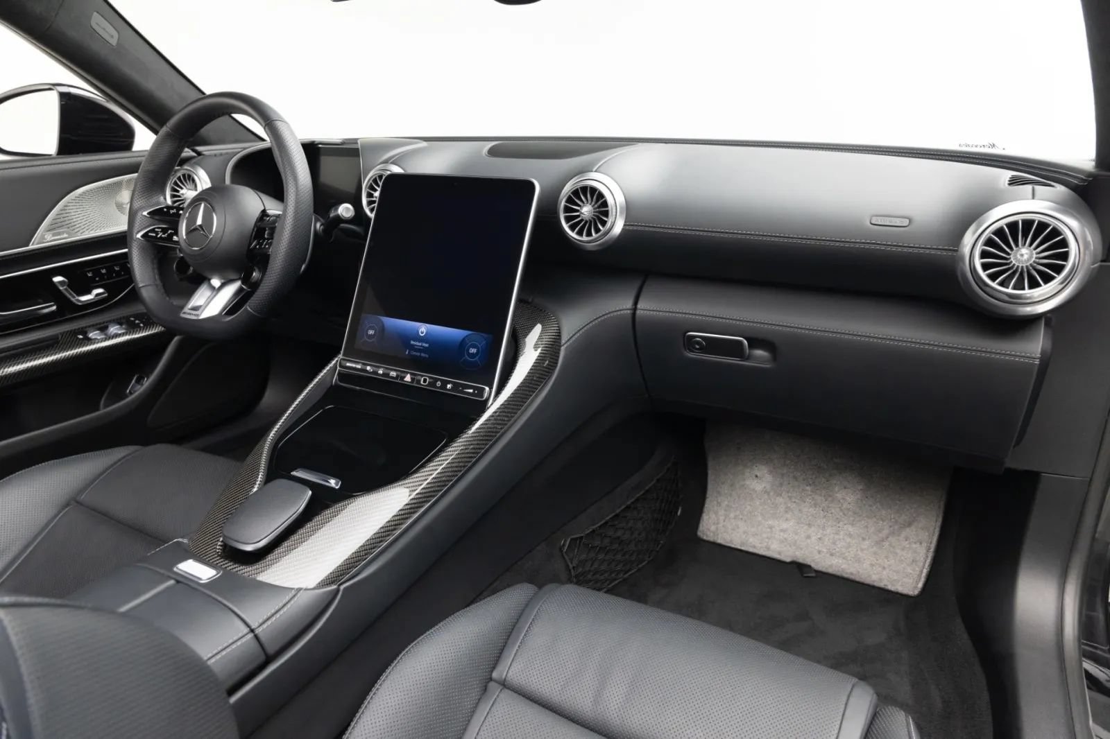 Used 2022 Mercedes-Benz SL 63 AMG 4MATIC w/ AMG Aerodynamic Package image 2