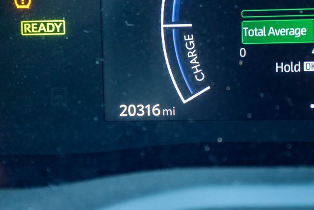 Used 2025 Toyota Camry LE image 28