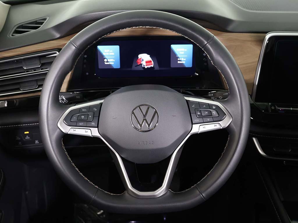 Used 2024 Volkswagen Atlas SE image 43