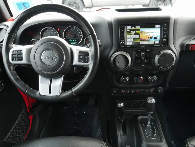 Used 2016 Jeep Wrangler Unlimited Sport image 16