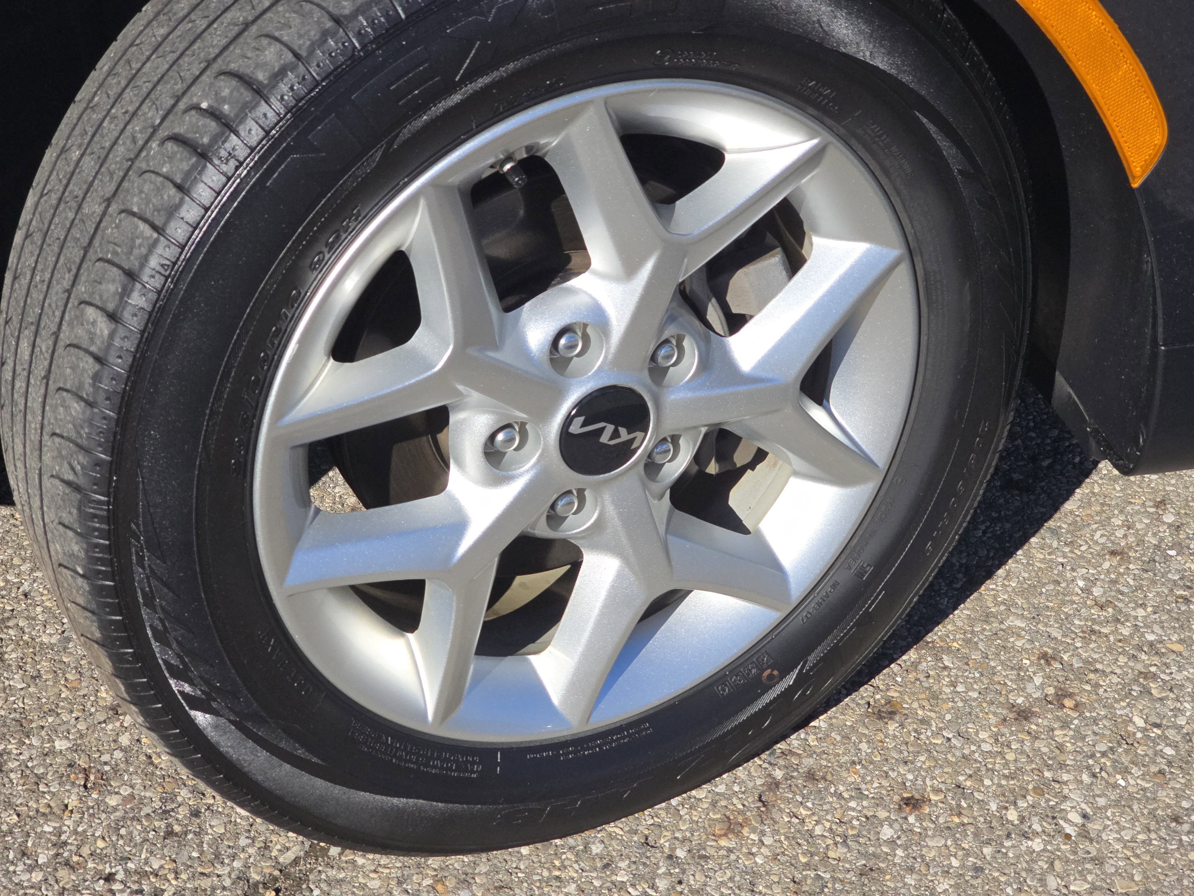 Used 2024 Kia Soul LX w/ Option Group 015 image 14