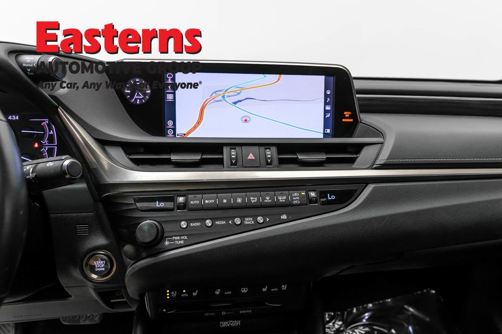 Used 2019 Lexus ES 350 Ultra Luxury w/ Accessory Package FWD image 12