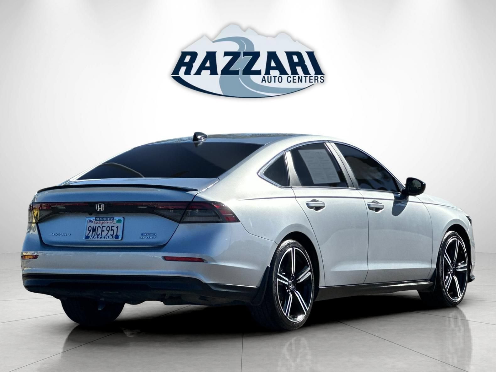 Used 2024 Honda Accord Sport image 3