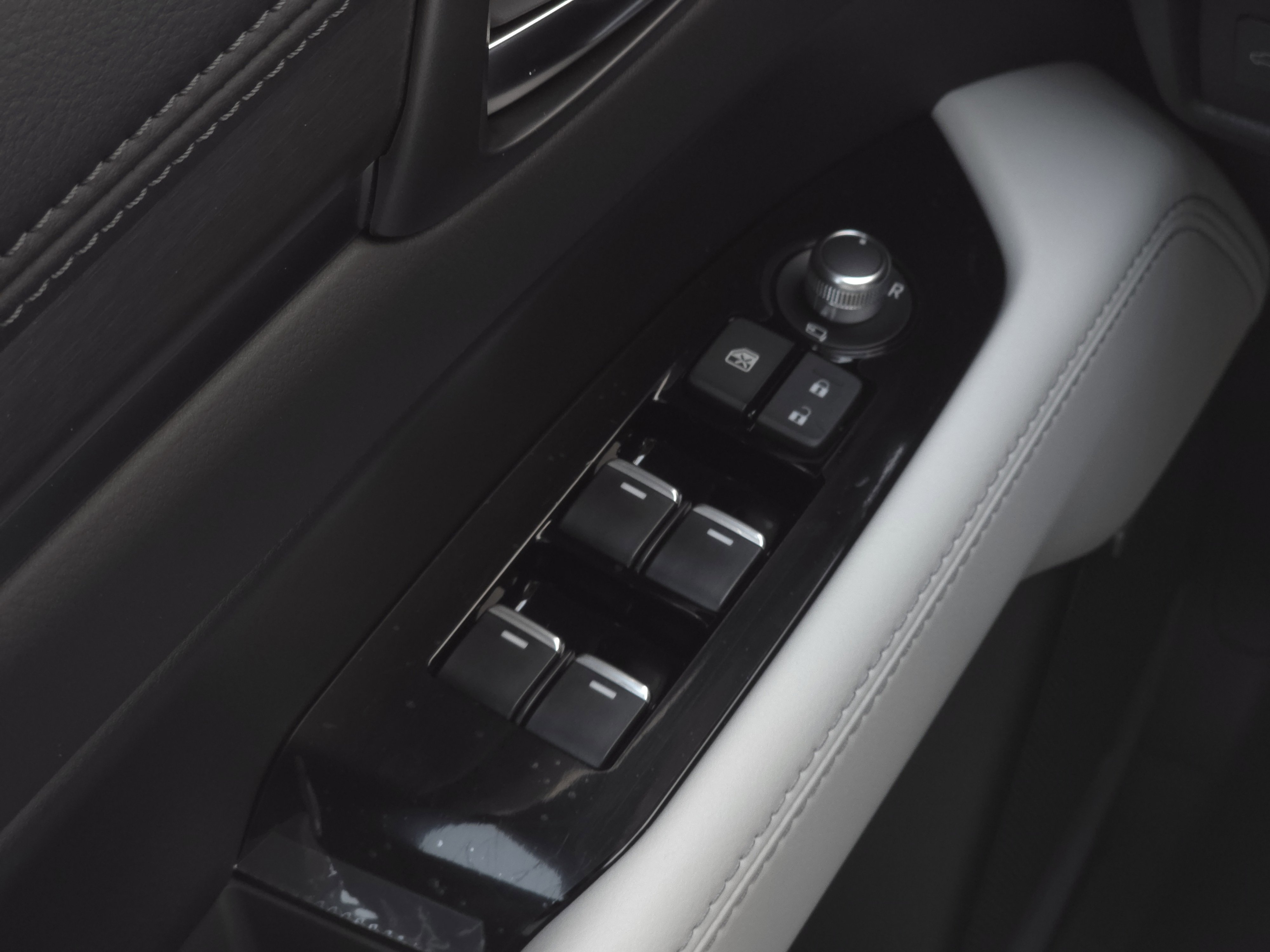 New 2025 MAZDA CX-5 AWD 2.5 S w/ Premium Plus Pkg image 26