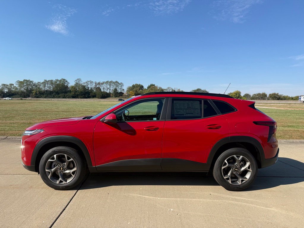 New 2026 Chevrolet Trax LT w/ Driver Confidence Package FWD image 10