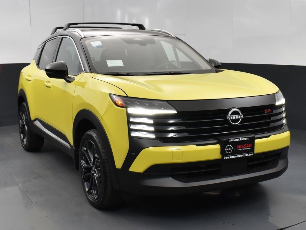 New 2025 Nissan Kicks SR image 1