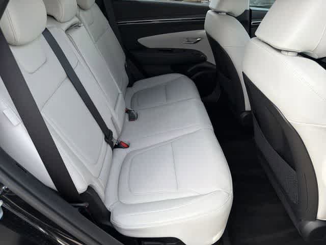 Certified 2024 Hyundai Tucson Limited AWD/4WD image 18