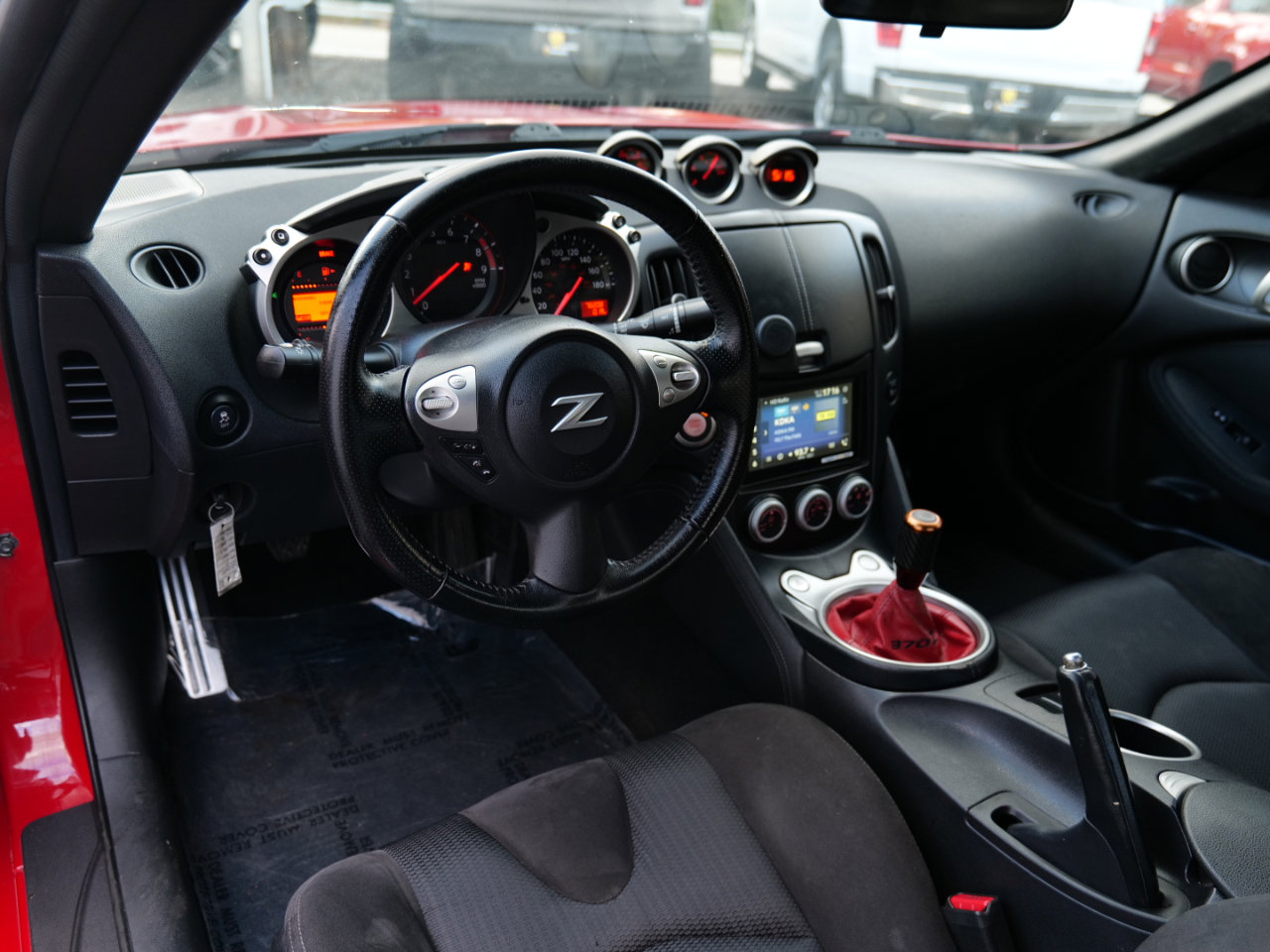 Used 2017 Nissan 370Z Coupe image 14