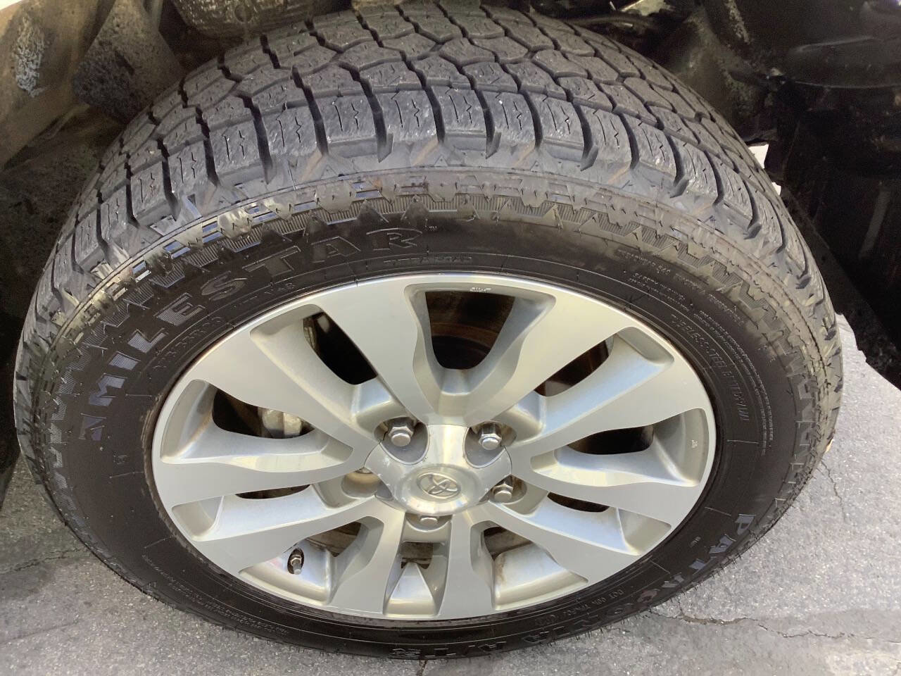 Used 2015 Toyota Sequoia Limited AWD/4WD image 45
