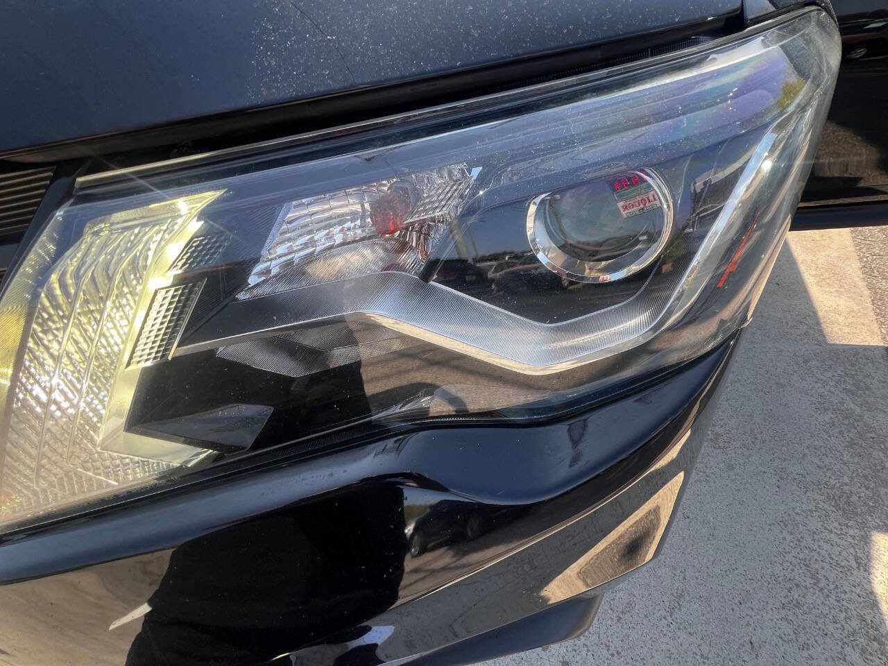 Used 2018 Nissan Pathfinder S image 21