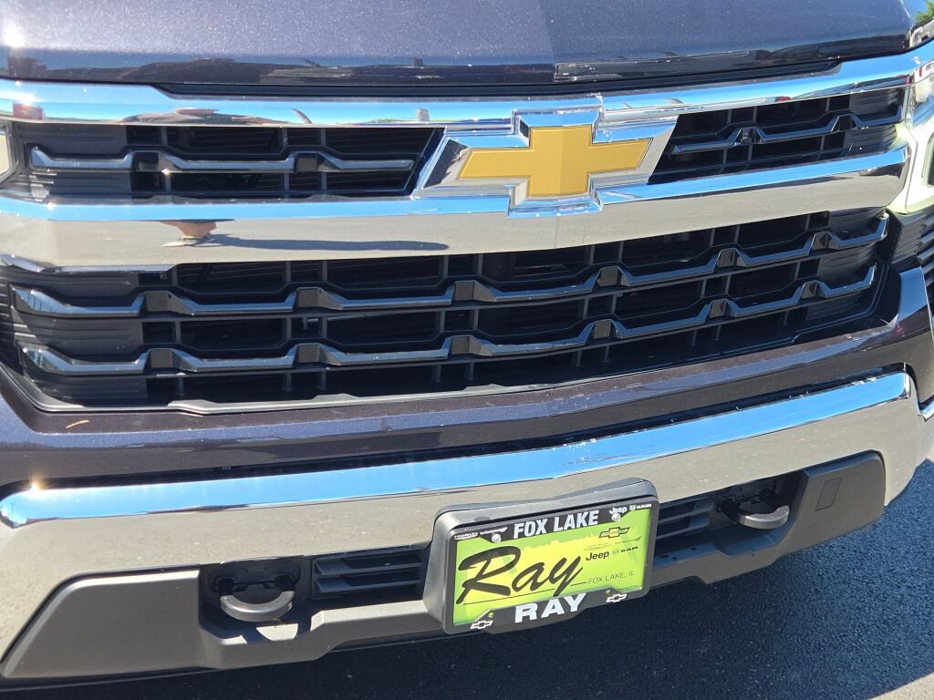 Certified 2023 Chevrolet Silverado 1500 LT AWD/4WD image 4