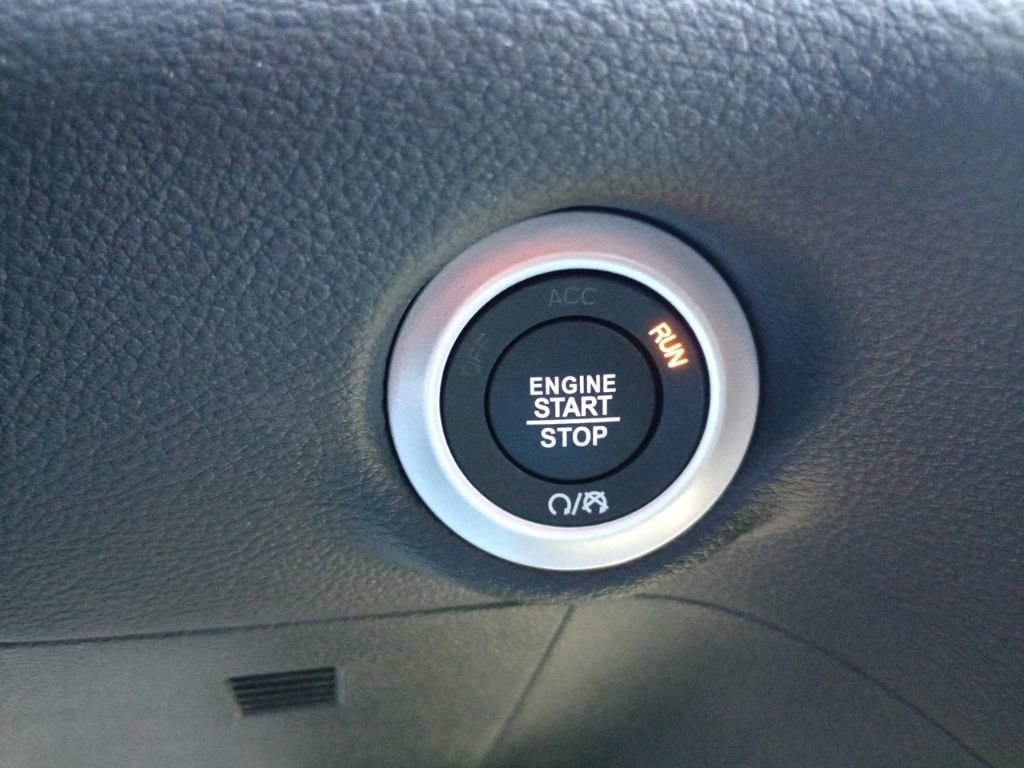 New 2026 Chrysler Pacifica Select image 29