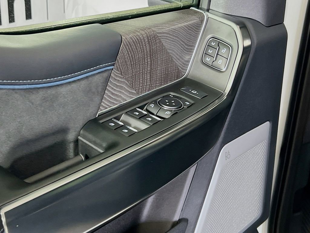 New 2025 Ford F350 Platinum image 12