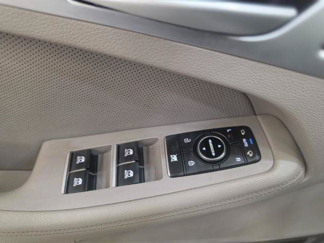 Used 2016 Hyundai Genesis 3.8 RWD image 26