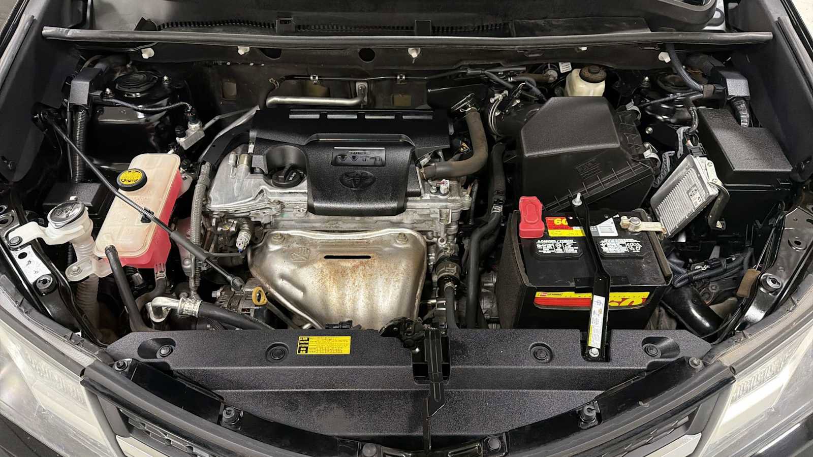 Used 2015 Toyota RAV4 Limited w/ Technology Package image 31