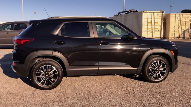 Used 2026 Chevrolet TrailBlazer LT FWD image 9