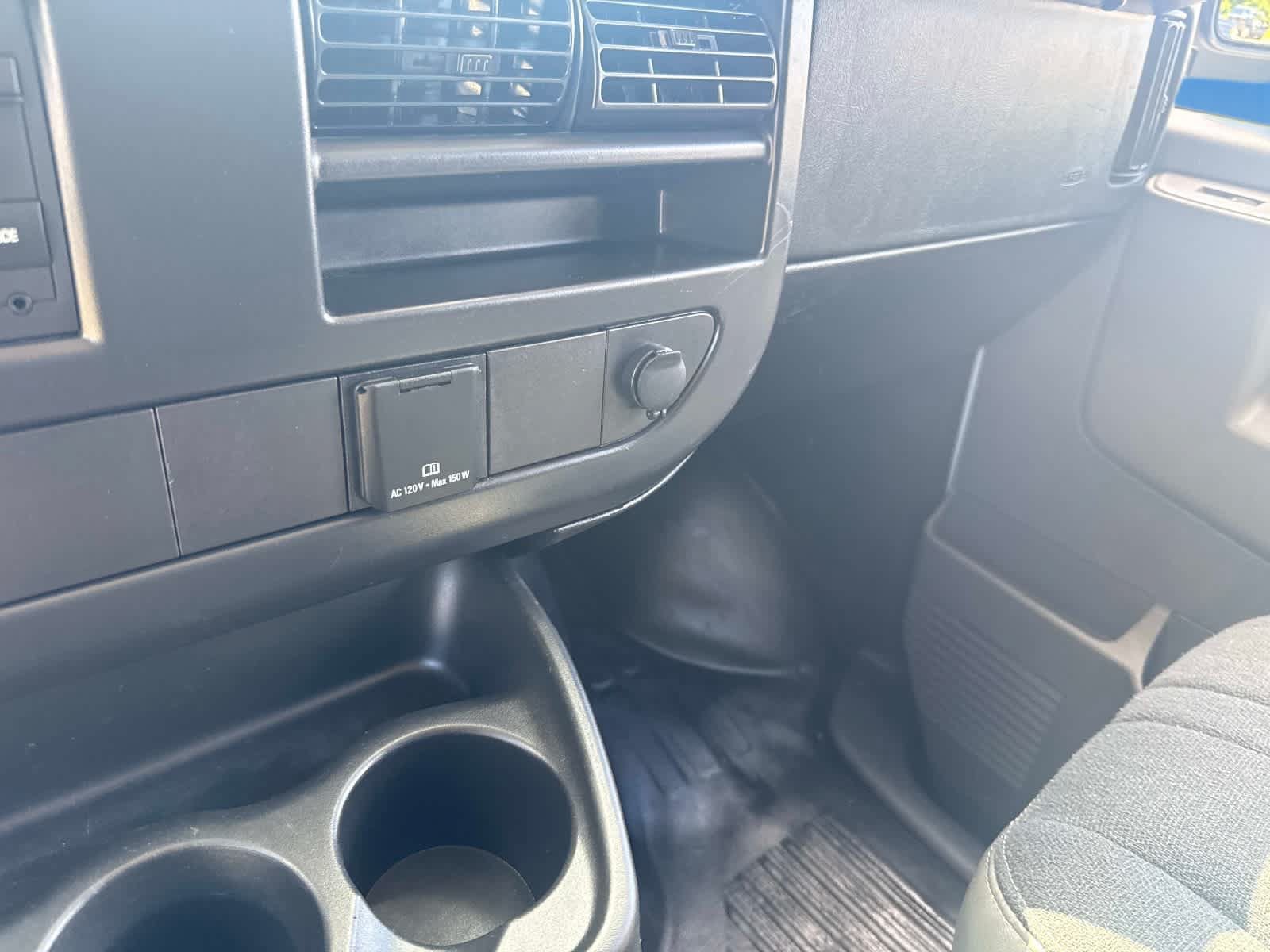 Used 2025 Chevrolet Express 2500 w/ Driver Convenience Package RWD image 26