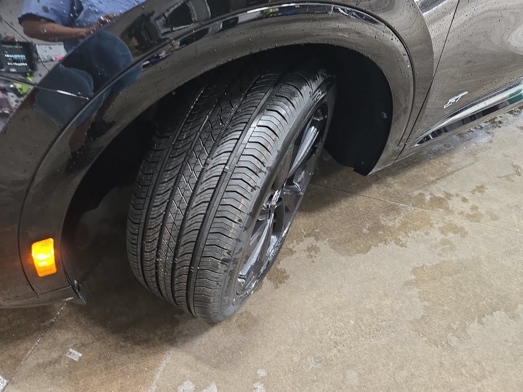 New 2026 Buick Envision Sport Touring AWD/4WD image 36