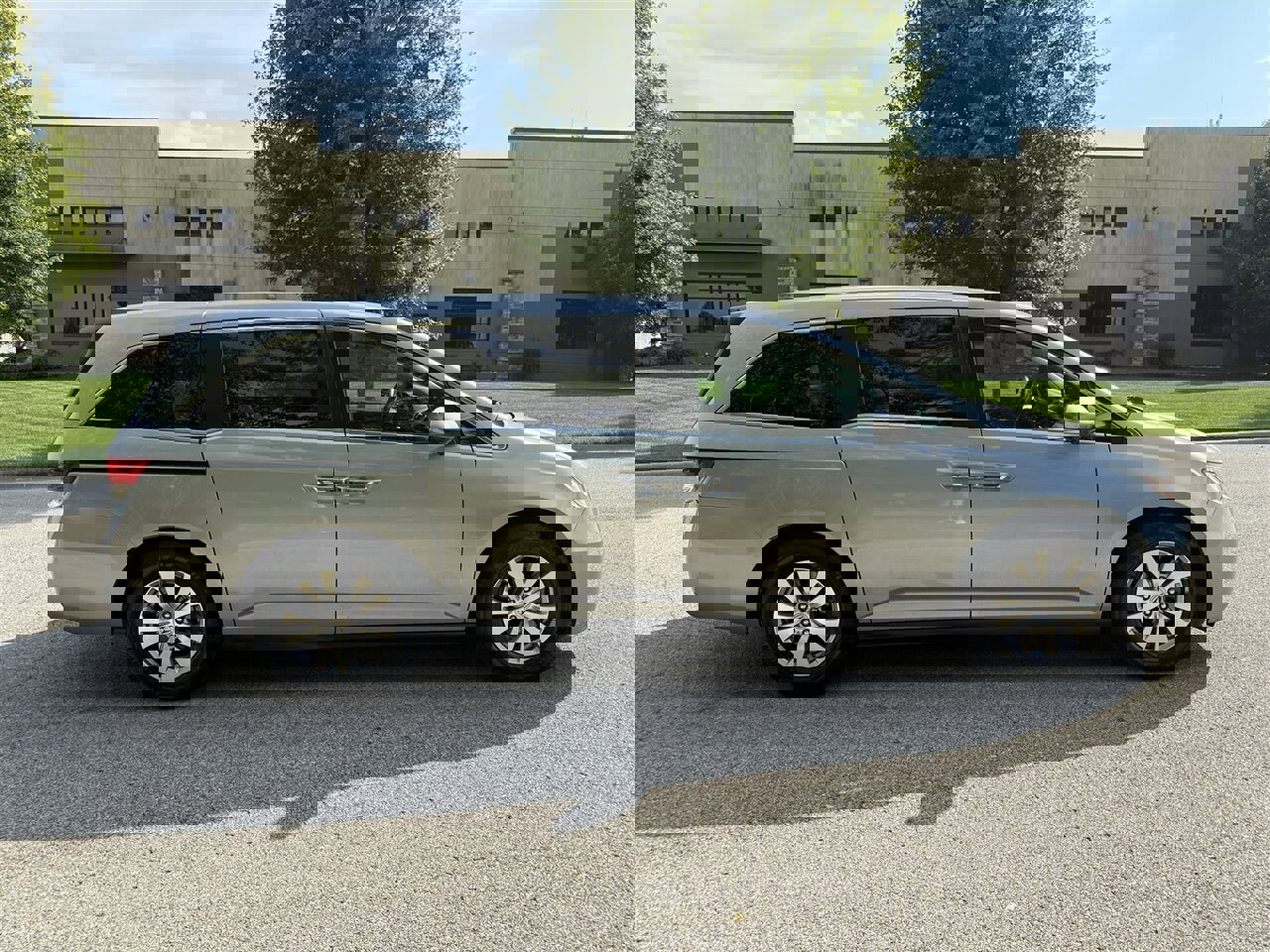 Used 2017 Honda Odyssey EX-L image 5