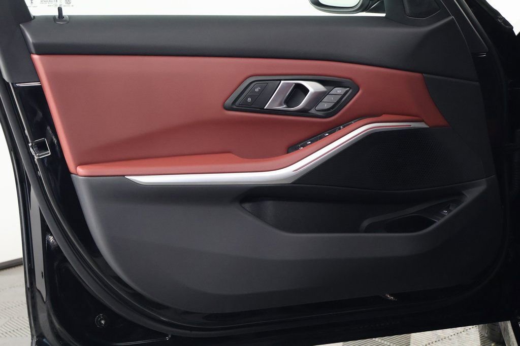 Used 2025 BMW 330i Sedan w/ Premium Package image 12