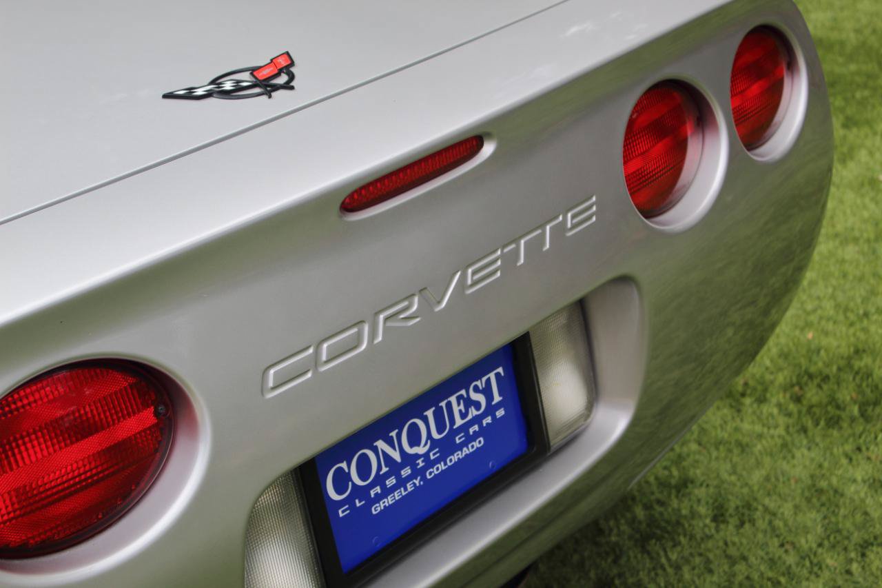 Used 2004 Chevrolet Corvette Z06 w/ Memory Package RWD image 20