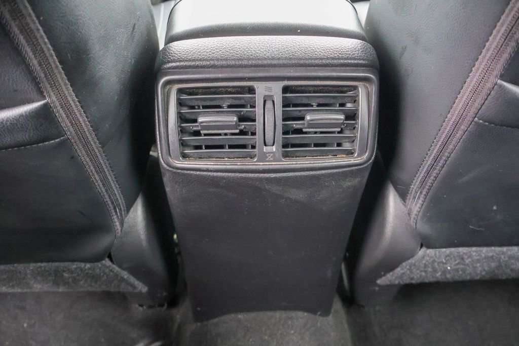 Used 2022 Nissan Rogue Sport SL FWD image 18