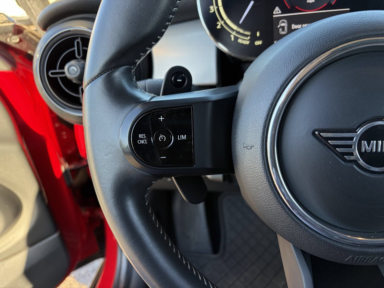 Used 2023 MINI Cooper S FWD image 25