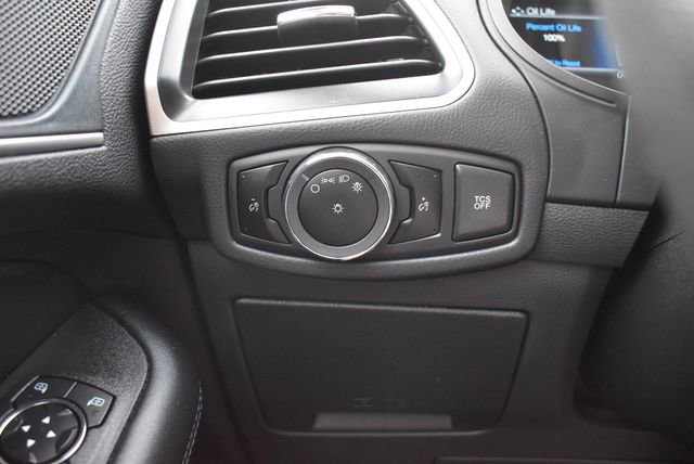 Used 2024 Ford Edge SEL image 38