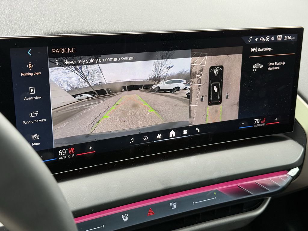 Used 2025 BMW X3 xDrive30i w/ Premium Package image 23