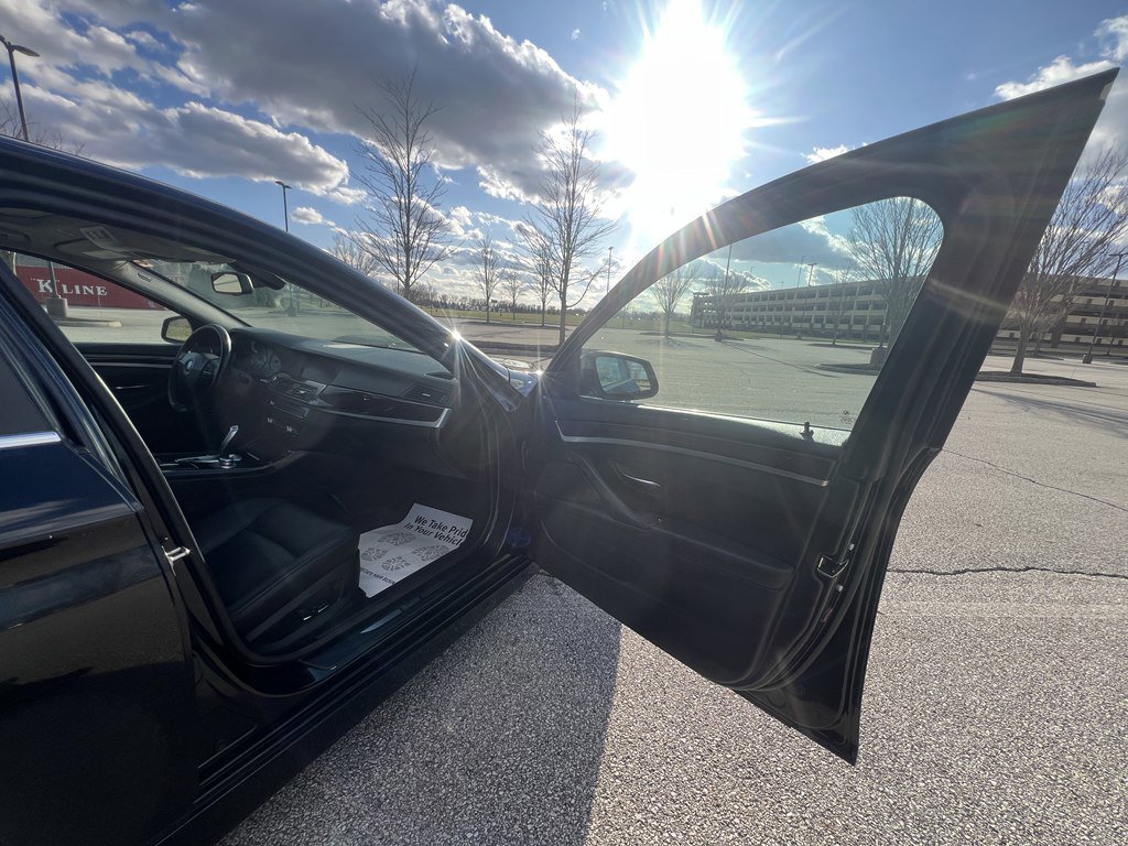 Used 2012 BMW 528i xDrive Sedan image 10