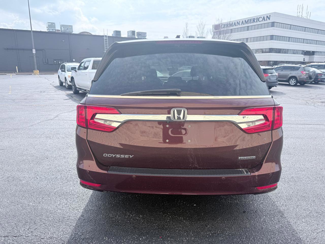 Used 2019 Honda Odyssey Touring image 3