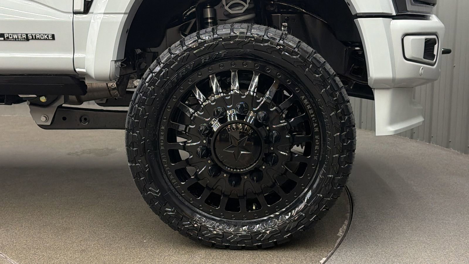 Used 2026 Ford F450 Platinum w/ Platinum Plus Package image 9