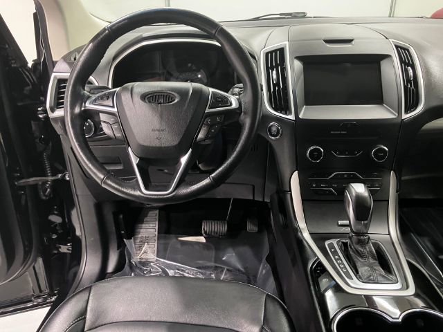 Used 2017 Ford Edge SEL image 21