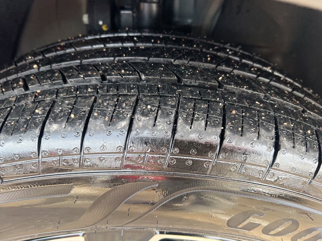 Certified 2025 Kia Sportage EX image 38