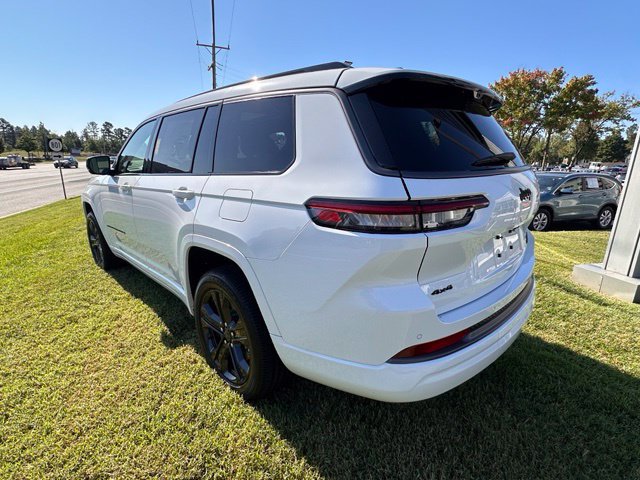 New 2027 Jeep Grand Cherokee L Limited AWD/4WD image 4