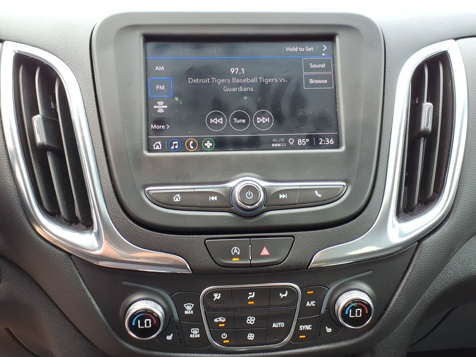 Used 2024 Chevrolet Equinox LT AWD/4WD image 17