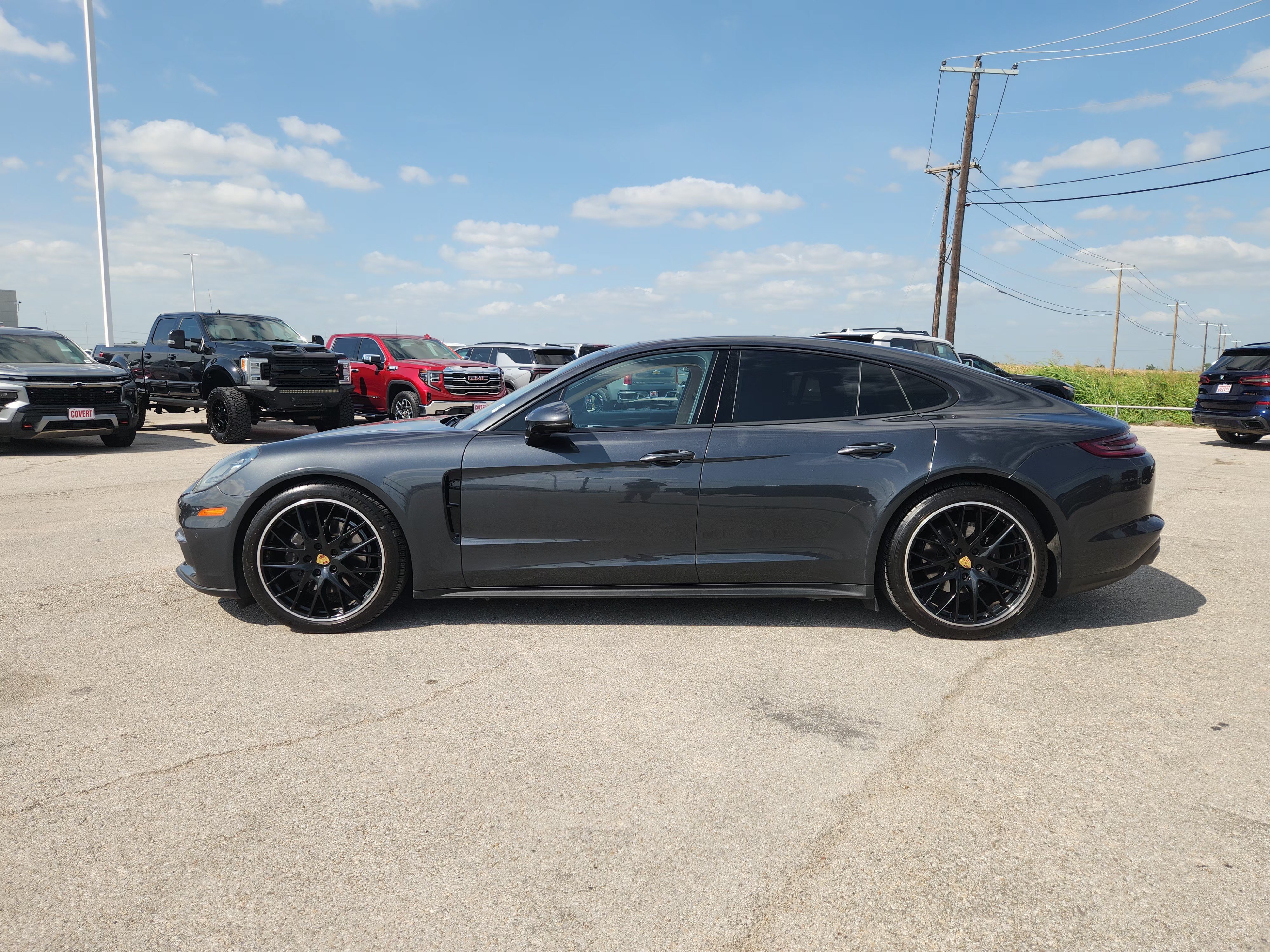 Used 2018 Porsche Panamera 4 AWD/4WD image 4