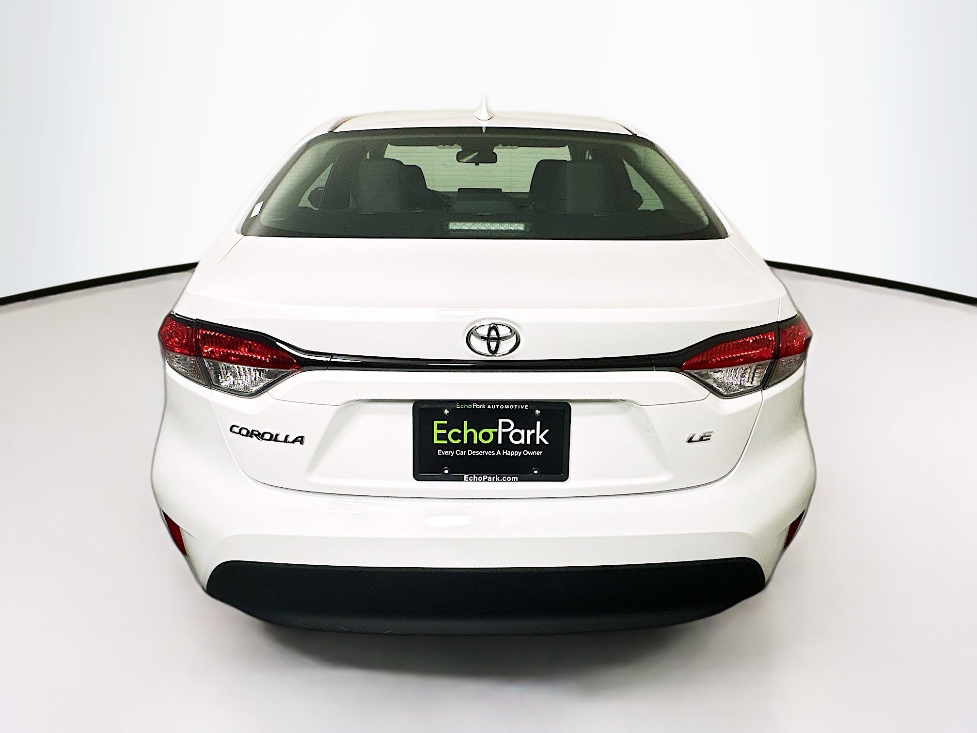 Used 2024 Toyota Corolla LE image 7