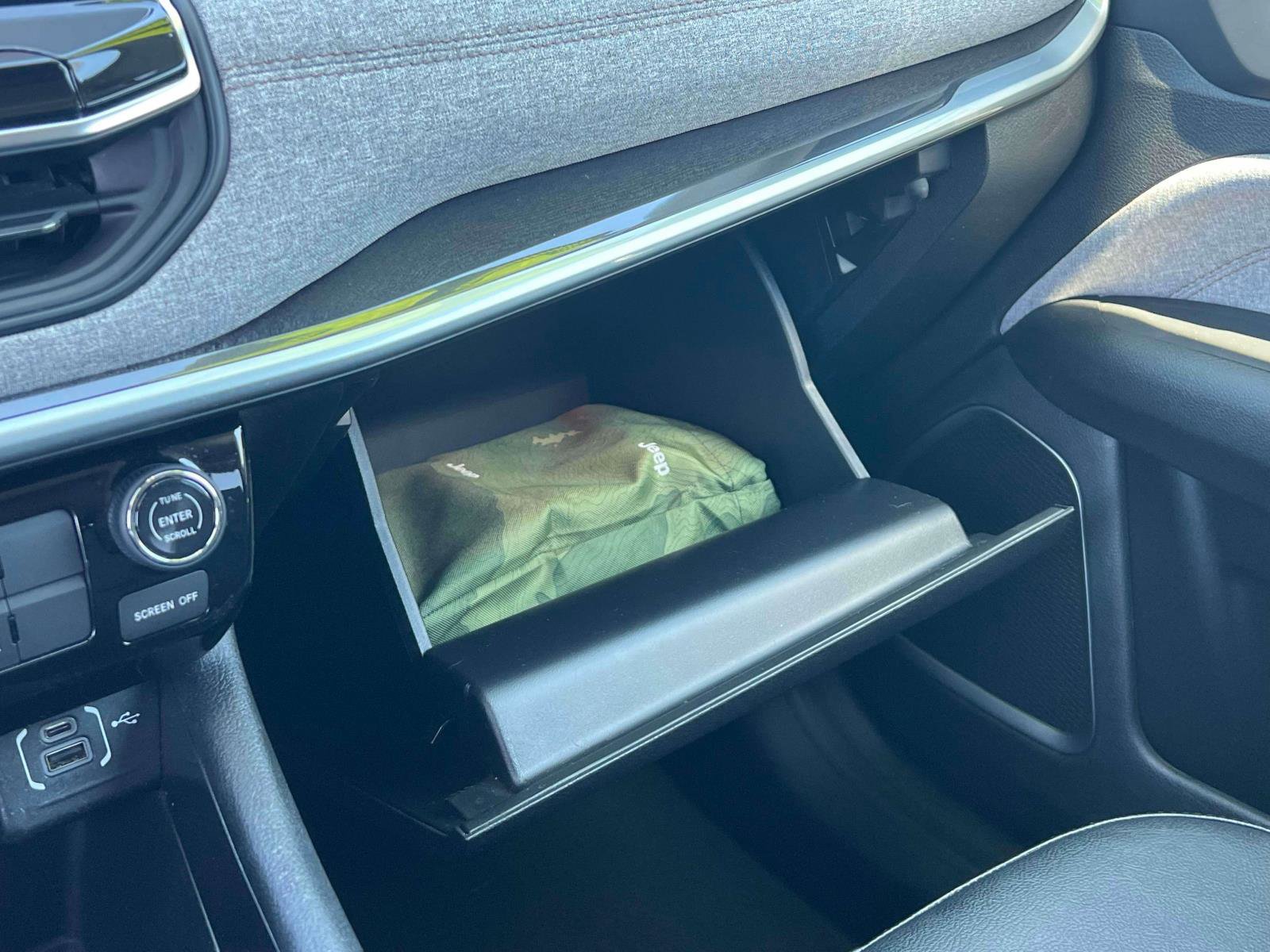 Used 2022 Jeep Compass Latitude AWD/4WD image 10