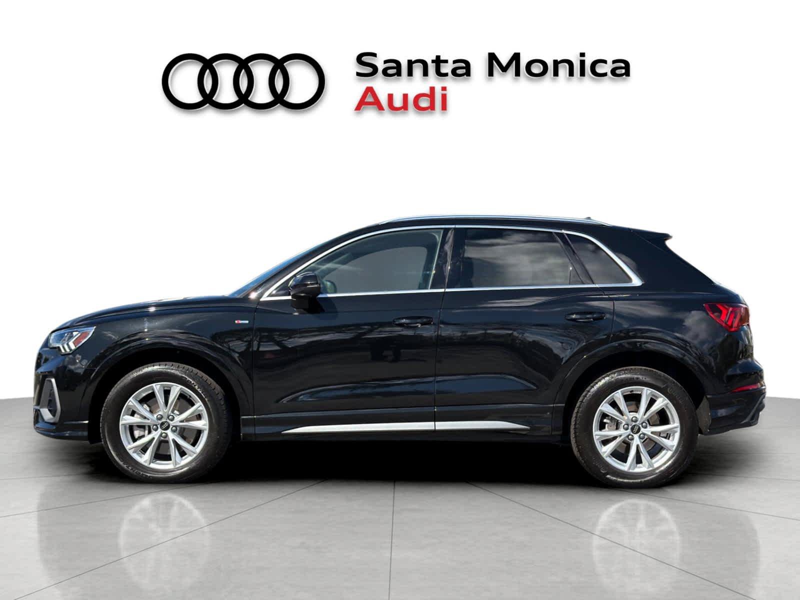 Used 2024 Audi Q3 2.0T Premium w/ Convenience Package AWD/4WD image 5