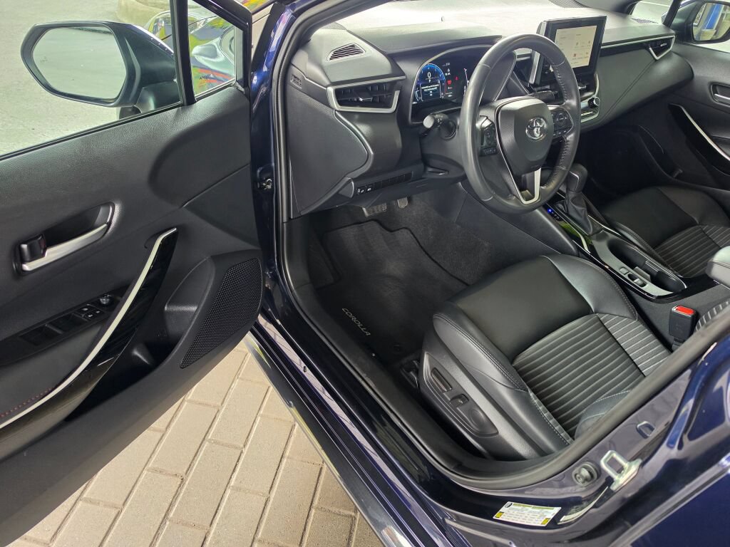 Used 2024 Toyota Corolla XSE FWD image 19