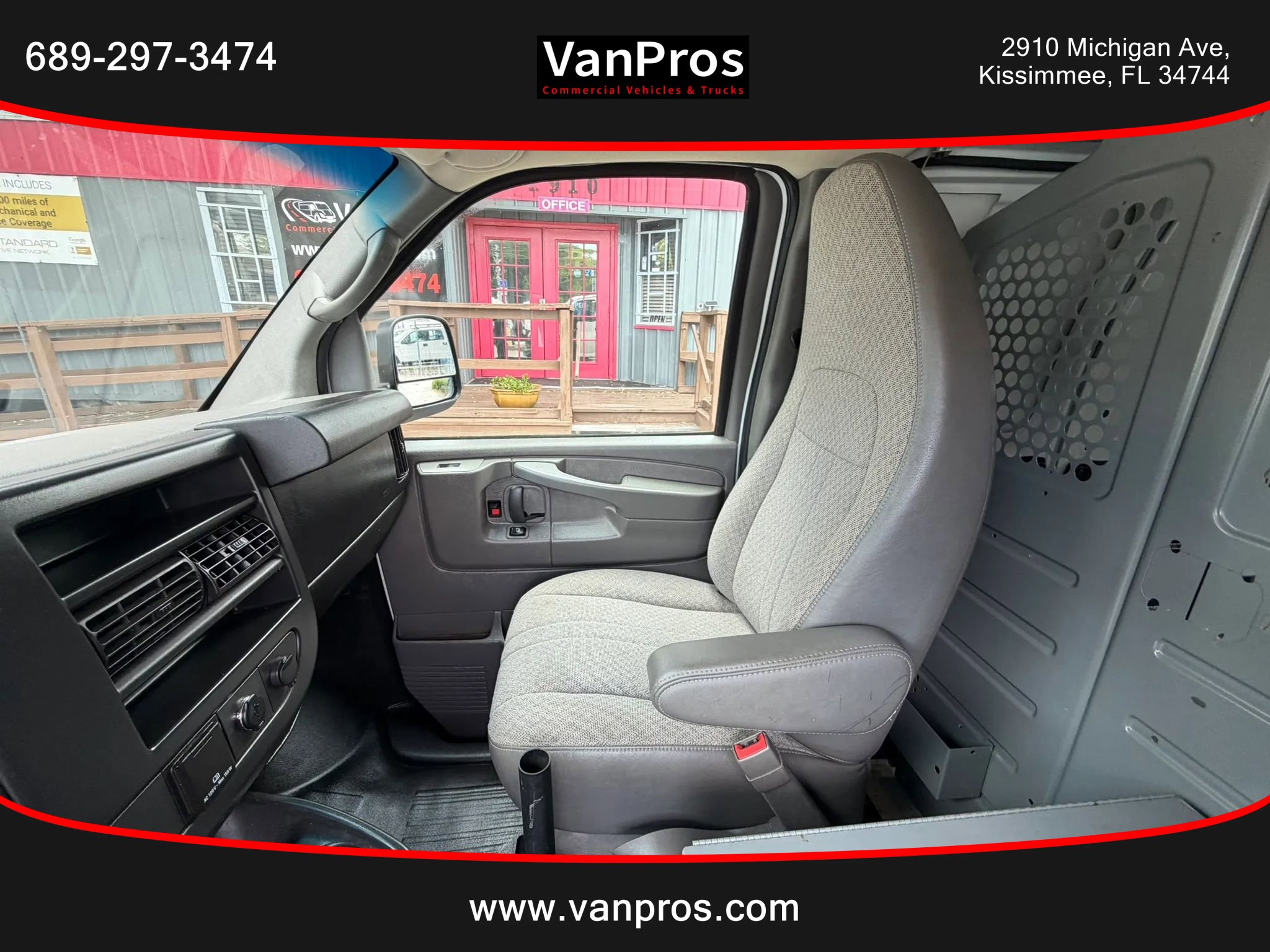 Used 2015 GMC Savana 2500 RWD image 11