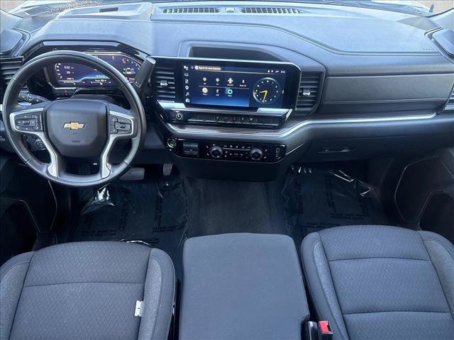 Used 2025 Chevrolet Silverado 2500 LT w/ Convenience Package AWD/4WD image 25