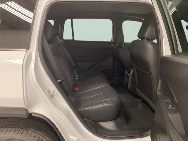 Used 2026 Jeep Cherokee Limited AWD/4WD image 26
