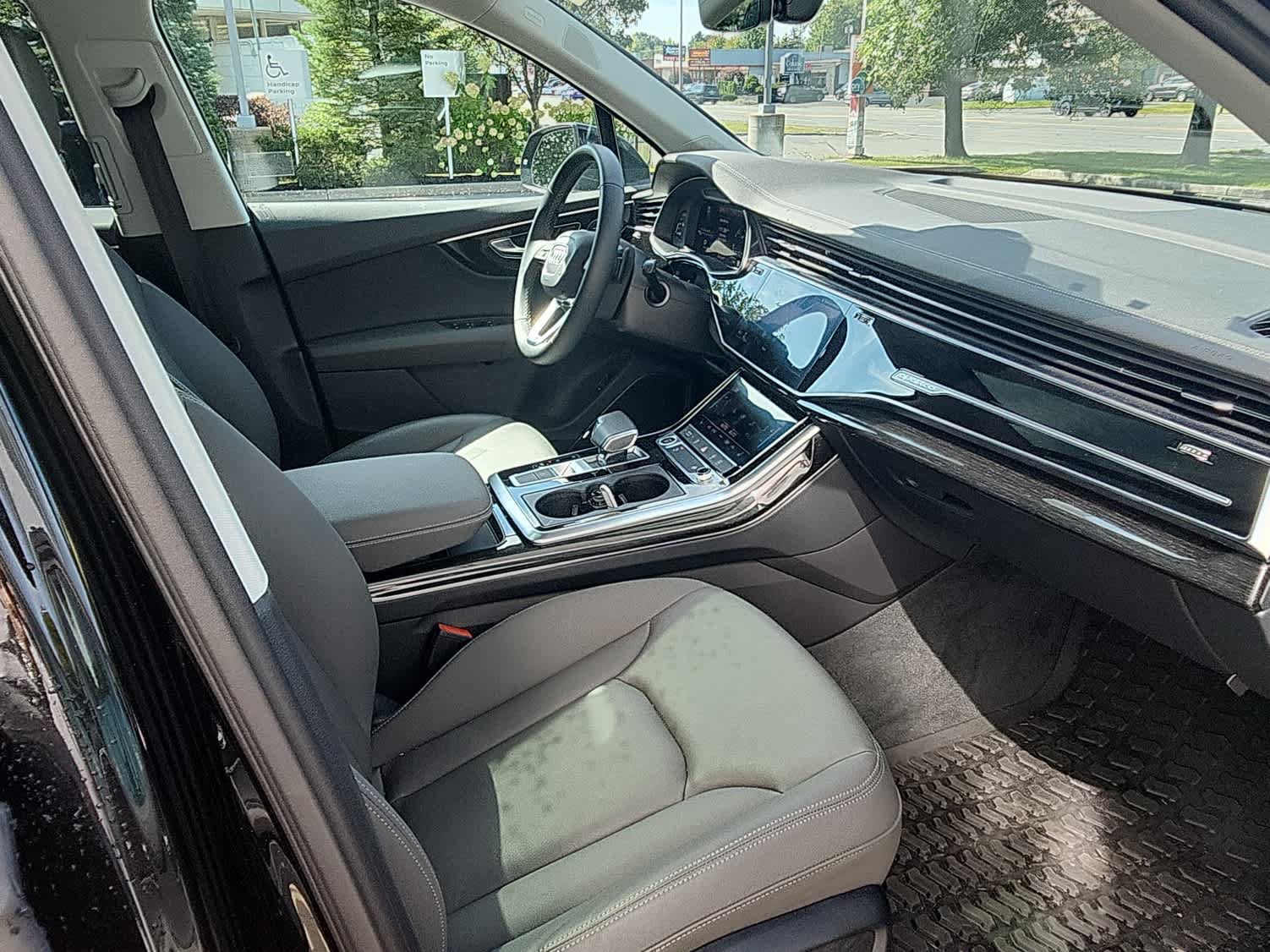 Used 2026 Audi Q7 3.0T Premium AWD/4WD image 15